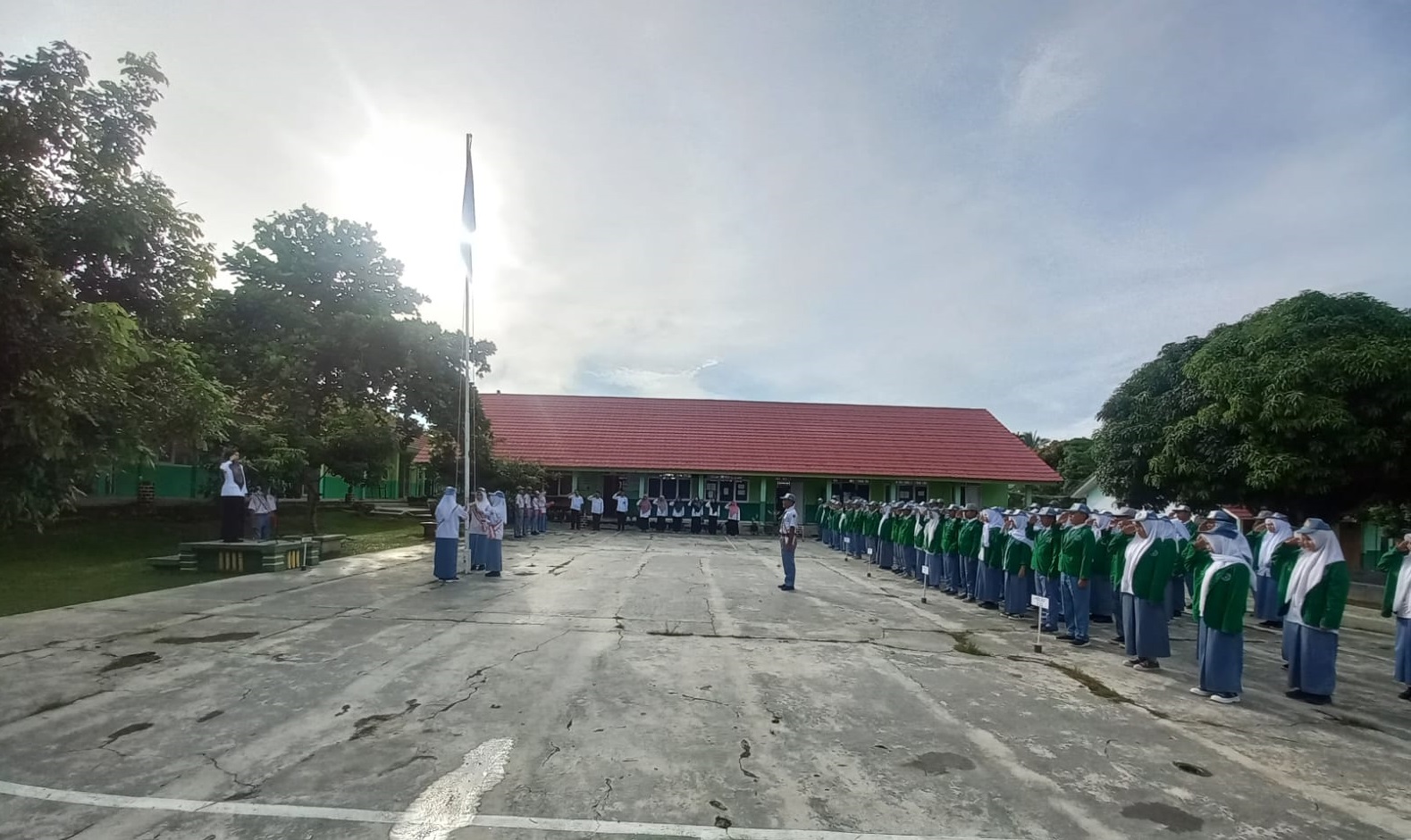 Analisis Edukatif Pelaksanaan Upacara Senin dalam Meningkatkan Disiplin dan Kepemimpinan Siswa MAN 1 Way Kanan