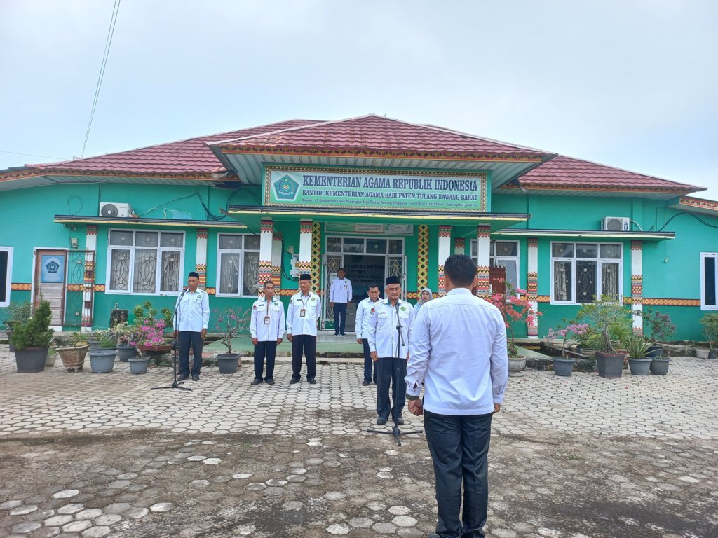 Pimpin Apel Pagi, Kepala Kantor Sampaikan Pesan Penting