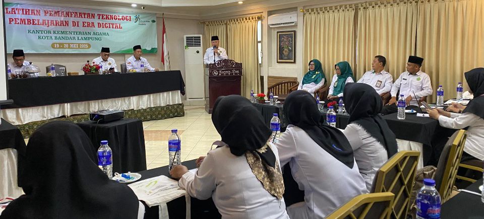 Kemenag Kota Bandar Lampung Gelar Pelatihan Pemanfaatan Teknologi Pembelajaran di Era Digital, Dibuka Langsung oleh plt. Kakanwil Kemenag Lampung
