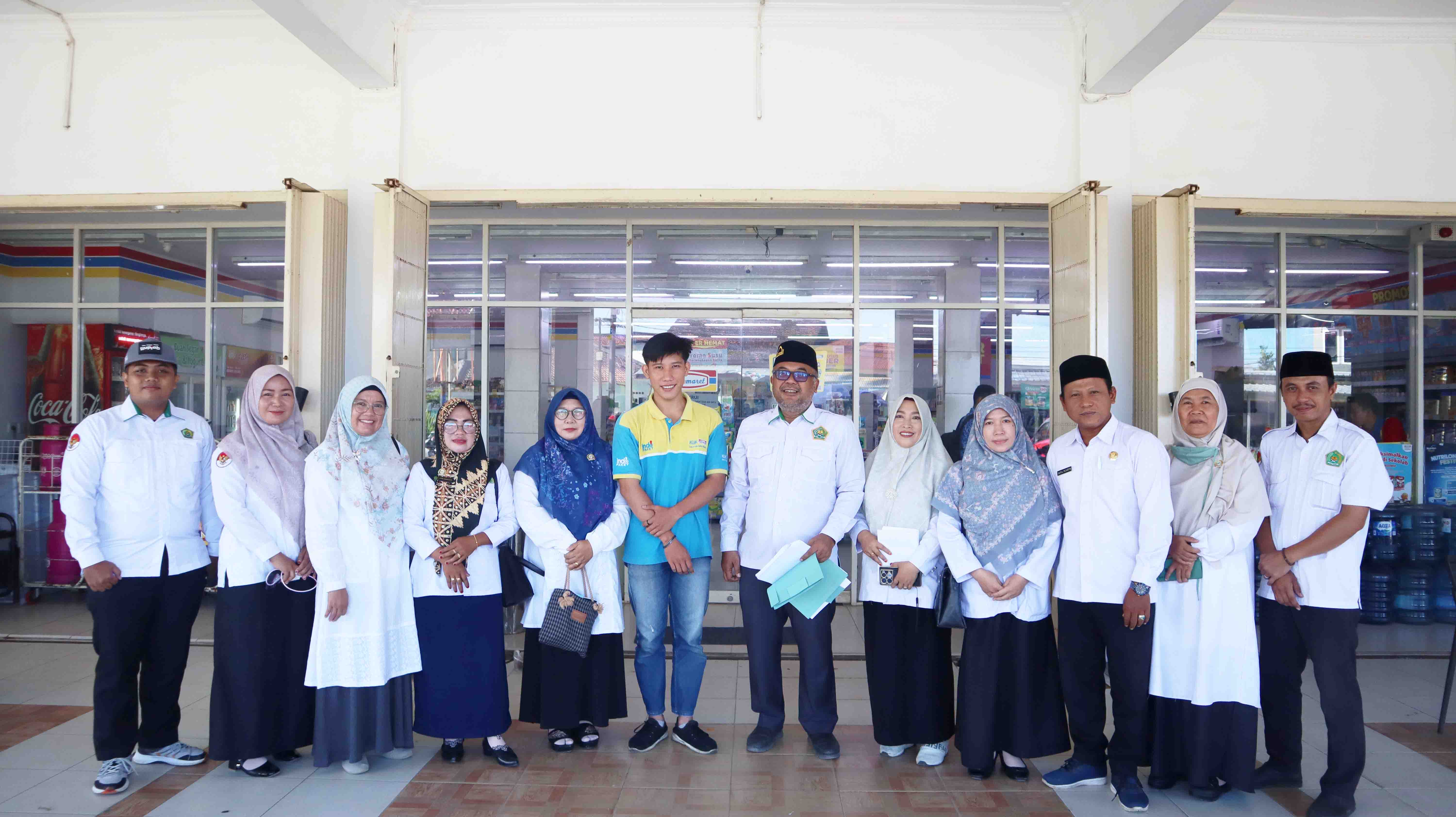 Satgas Halal Kemenag Pesisir Barat Awasi Produk Mengandung Porcine