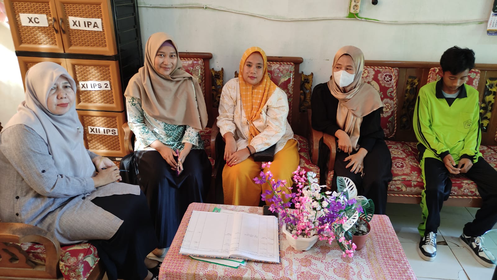 Pembinaan Siswa Melalui Pendekatan Kemitraan Sekolah-Orang Tua: Analisis Strategi Preventif di MAN 1 Way Kanan