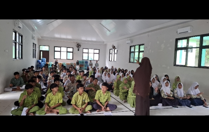 Calon Peserta Didik MAN 1 Tanggamus Ikuti Kegiatan Pembekalan dengan Antusias