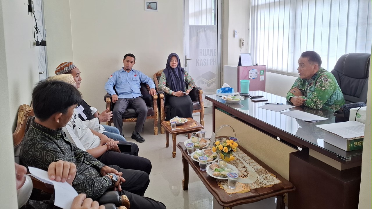 Plh. Kasi PHU Kemenag Tanggamus Pimpin Rapat Koordinasi Pemberangkatan Kloter 53 dan 56