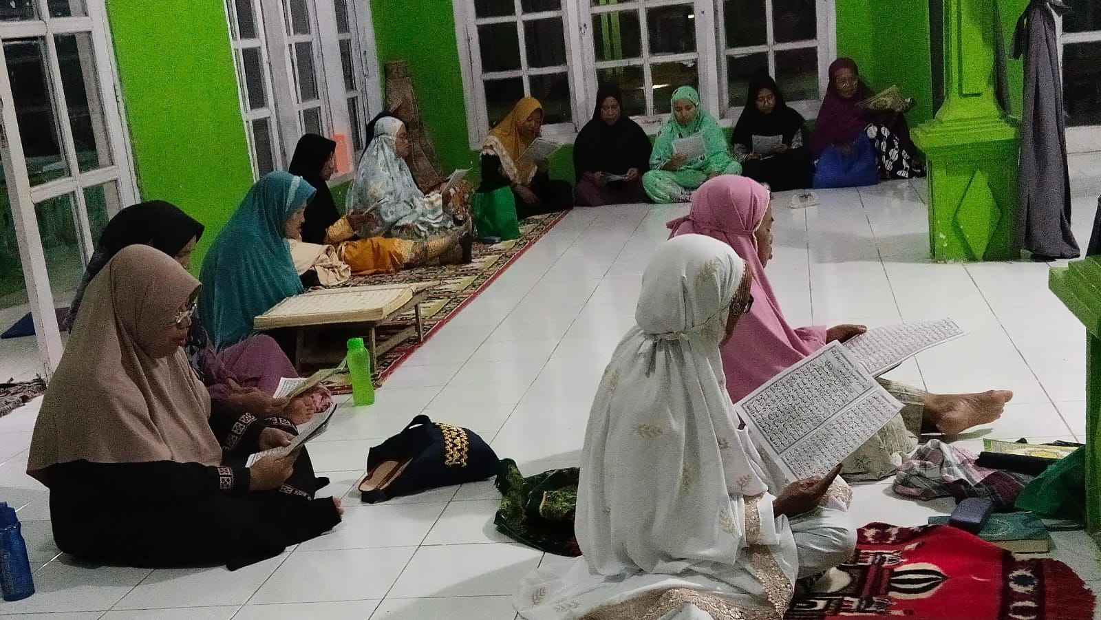 Penyuluh Agama Islam KUA Blambangan Umpu Hadiri Khataman Al-Qur’an Bersama Majelis Taklim Khatmil Qur'an Nurul Iman Kampung Umpu Kencana