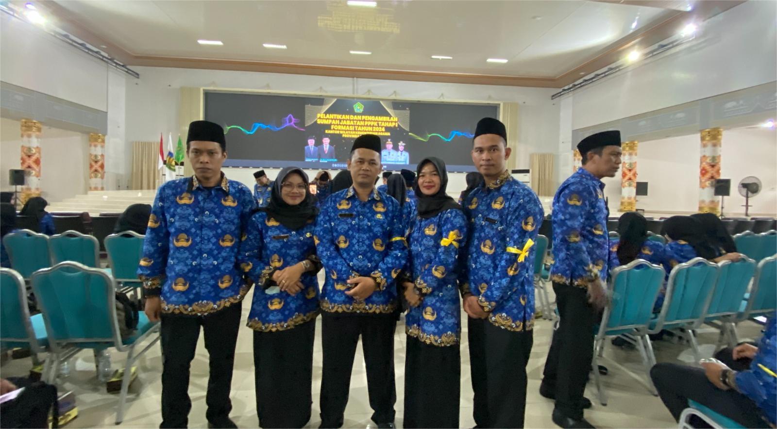 4 Guru 1 Tendik MIN 1 Bandar Lampung dilantik menjadi ASN Kementerian Agama Tahun 2025