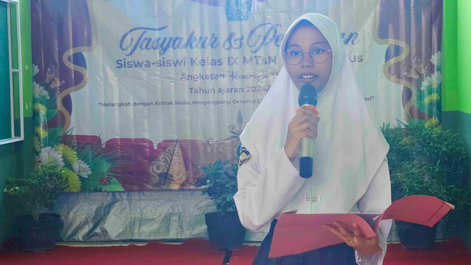 Harapan dan Rindu Nezwa Naila Muliska di Momen Pelepasan Siswa Kelas IX MTsN 1 Tanggamus