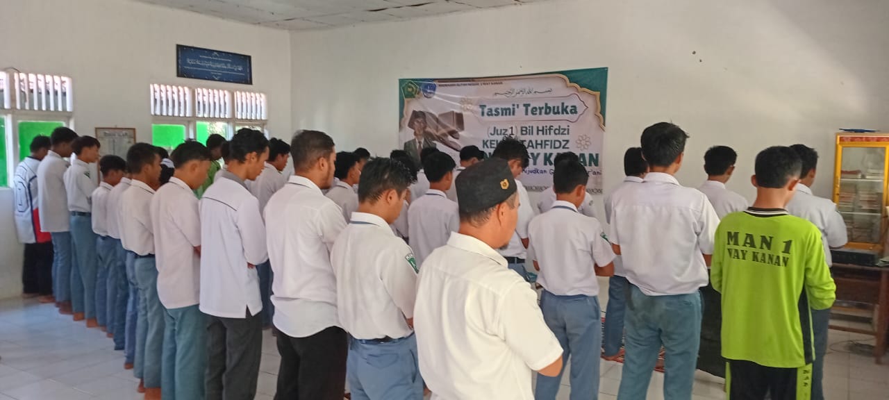 Pengaruh Pembiasaan Shalat Dzuhur Berjamaah terhadap Sikap Disiplin dan Spiritual Siswa MAN 1 Way Kanan