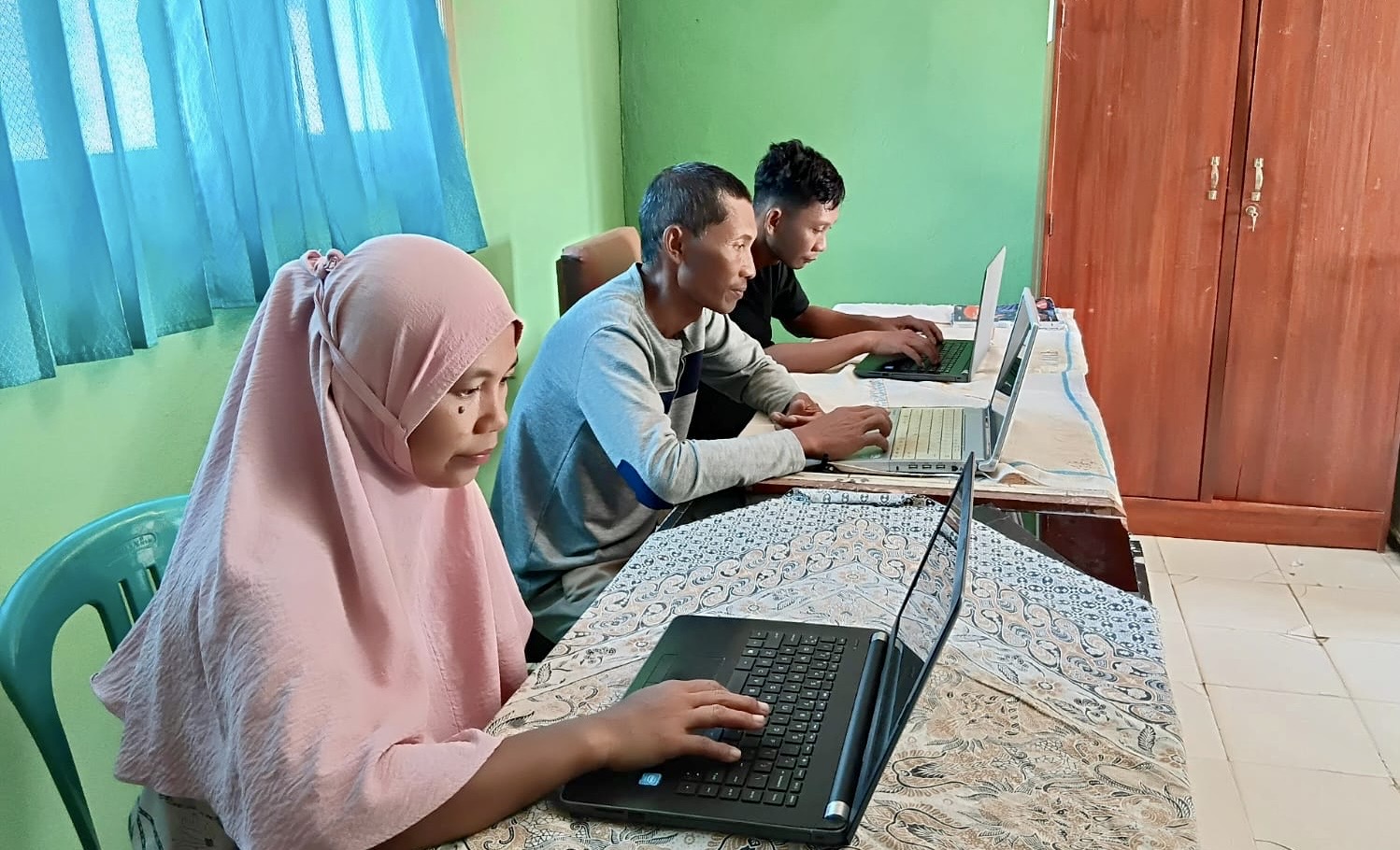 Siap Jadi ASN Moderat: Guru MTsN 2 Way Kanan Antusias Ikuti Simulasi Tes Moderasi Beragama