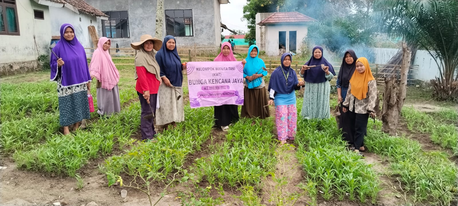 Penyuluh Agama Islam KUA Blambangan Umpu Dukung Pemberdayaan Perempuan melalui Kelompok Wanita Tani