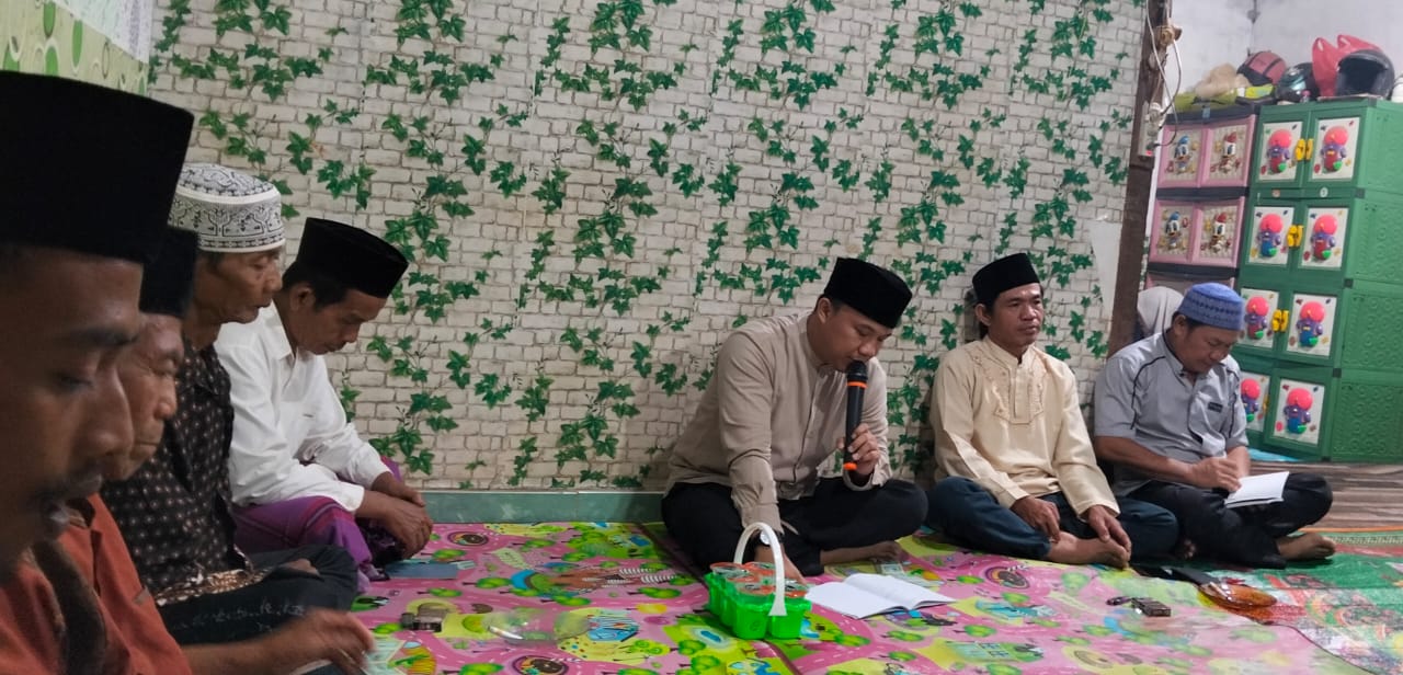 Do'a Bersama, Penyuluh Agama Islam KUA Kecamatan Bambangan Umpu Berikan Tausiyah  di kampung Negeri Baru.