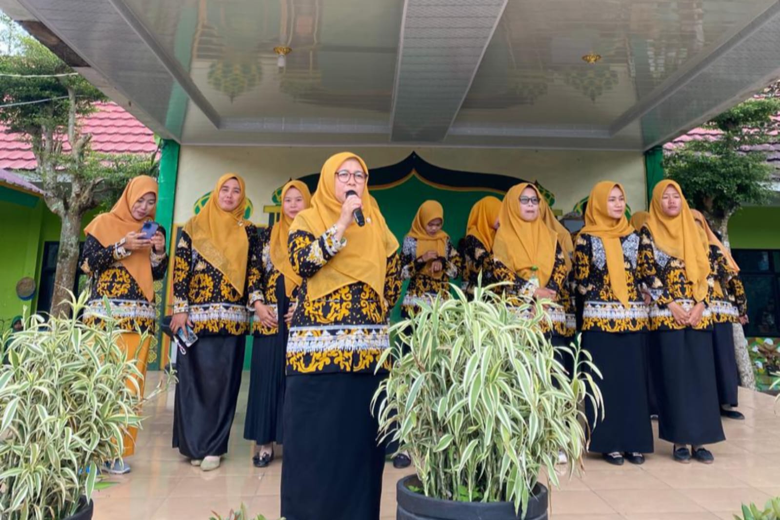 Pengumuman Kelulusan Kelas 6 MIN 2 Lampung Barat Tahun Ajaran 2024/2025 Berlangsung Haru dan Penuh Syukur