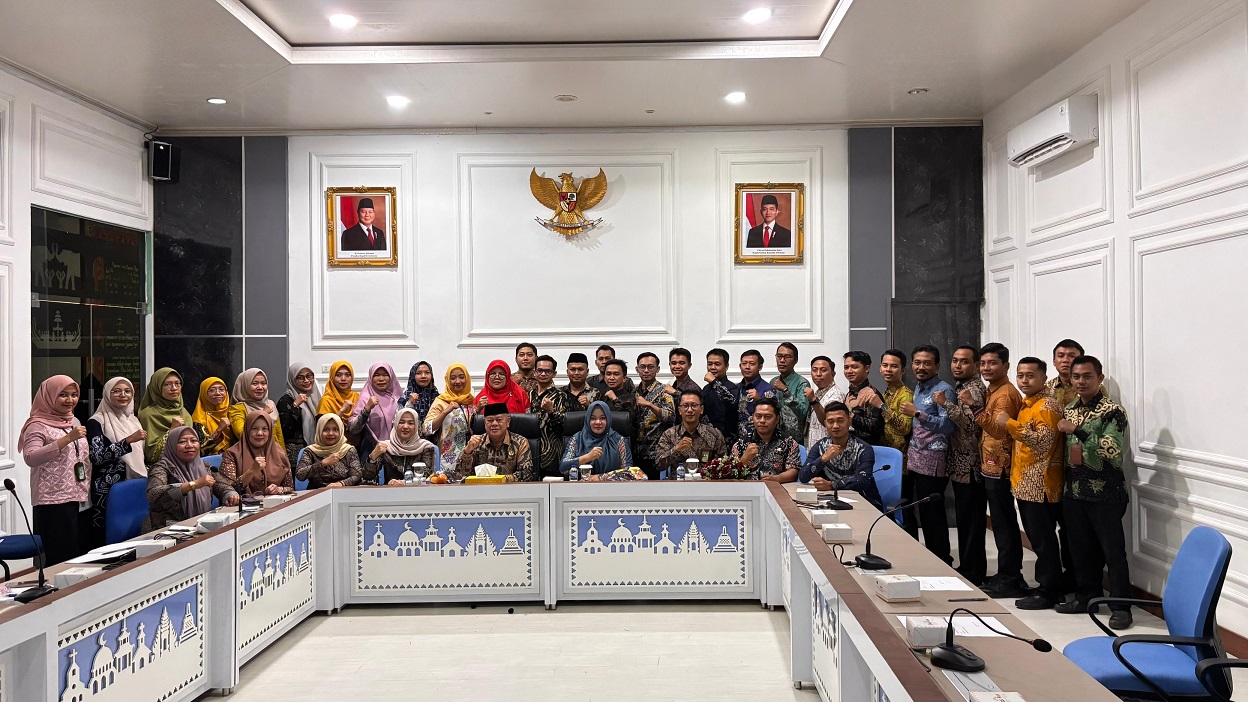 Strategi Penguatan Peran Humas Madrasah: Studi Partisipatif Guru MAN 1 Way Kanan dalam Workshop Kehumasan