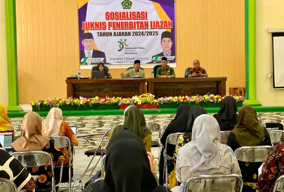 Kepala Kemenag Kota Bandar Lampung Tekankan Ketelitian dalam Penulisan Ijazah sebagai Dokumen Resmi Negara