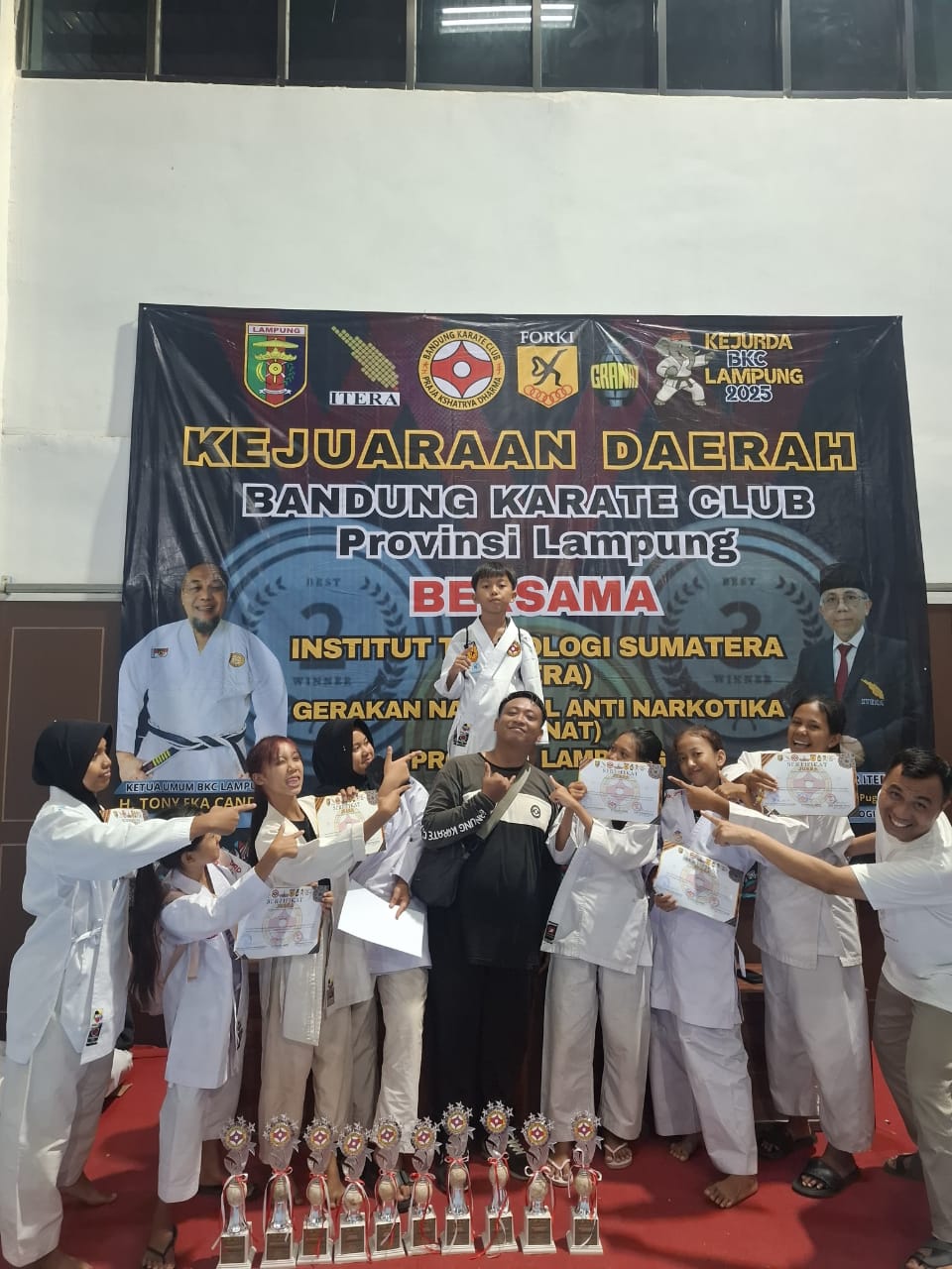 Tiga Siswa MTsN 1 Mesuji Sabet Juara di Kejurda BKC Provinsi Lampung