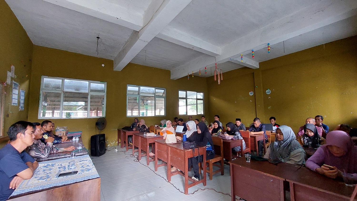 Jelang Pembagian Raport, MTsN 1 Mesuji Gelar Rapat Kenaikan Kelas Tahun Pelajaran 2024/2025