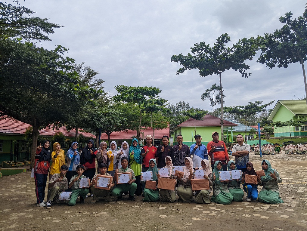 Penutupan Class Meeting MTsN 1 Way Kanan Tekankan Semangat dan Kreativitas