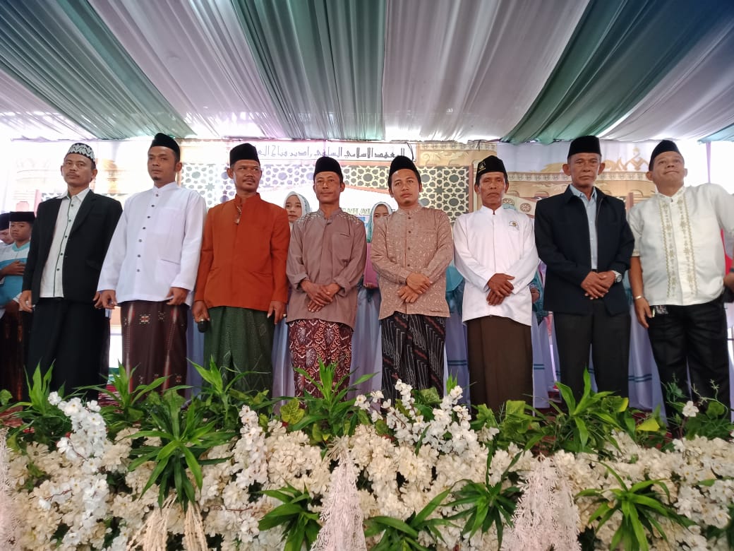 Kepala Kemenag Pesawaran Hadiri Khotmil Qur’an dan Haul Masyayikh di Ponpes Raden Fattah Al-'Arif