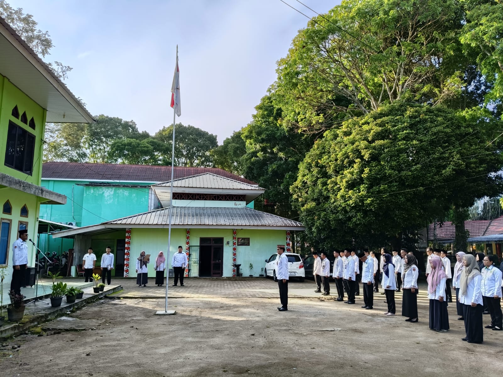 M. Surur Berikan Motivasi ASN Lambar untuk Tingkatkan Pelayanan Publik