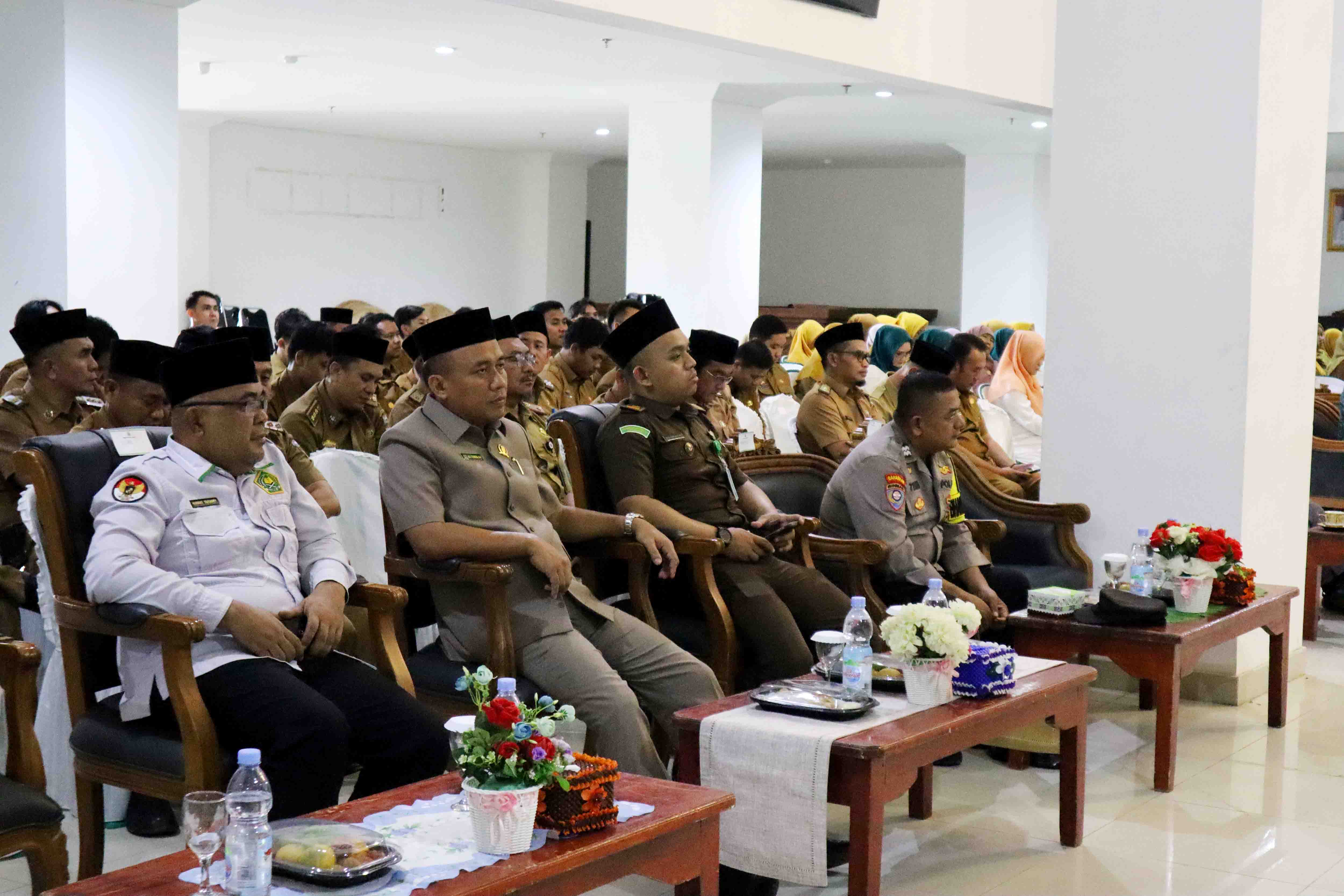 Plt Kepala Kantor Kemenag Pesisir Barat Hadiri kegiatan Peringatan Tahun Baru Islam 1447 H, di Kantor Bupati Kabupaten Pesisir Barat