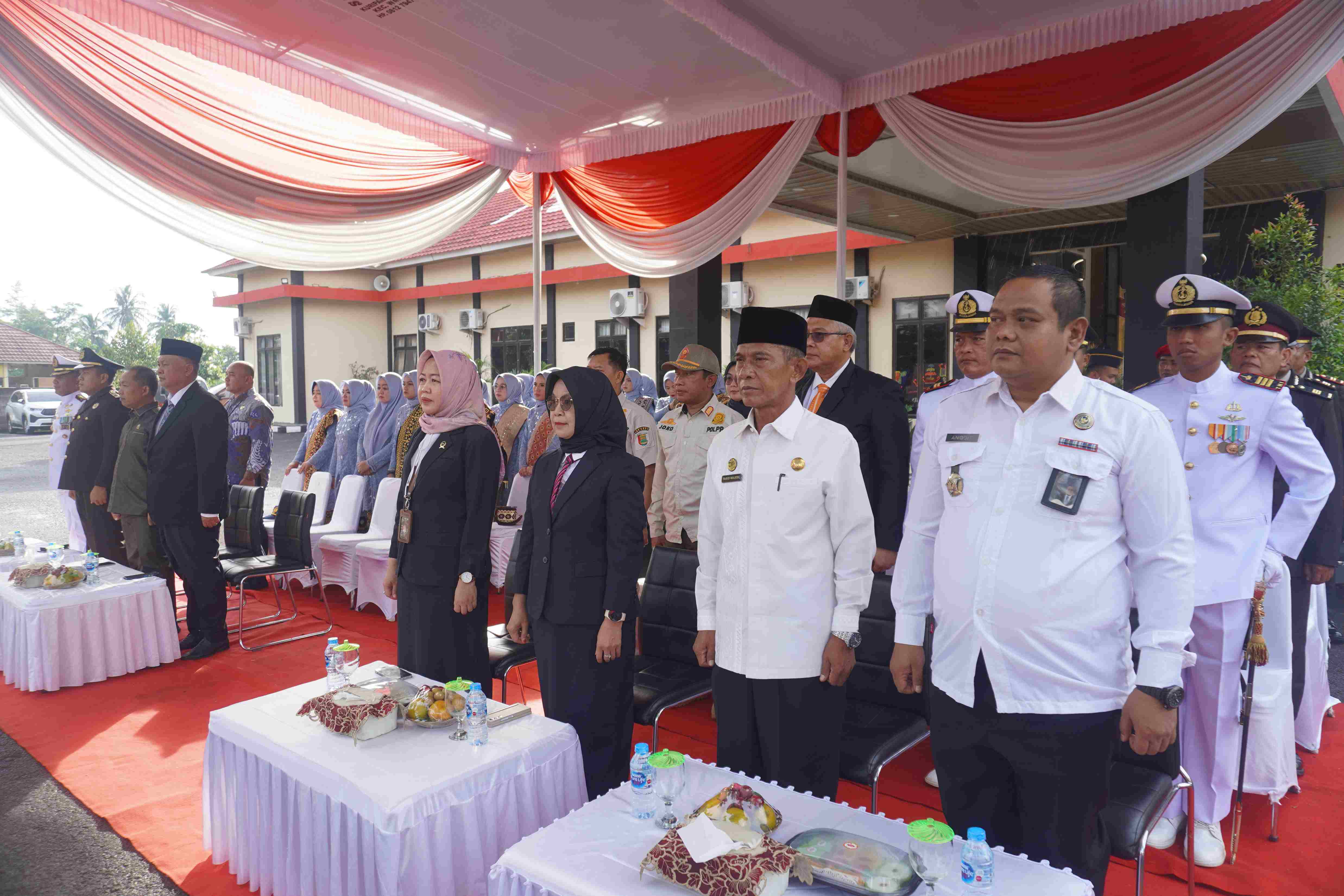 Ka. Kemenag Pesawaran Hadiri Upacara Peringatan Hari Bhayangkara ke-79 di Mapolres Pesawaran