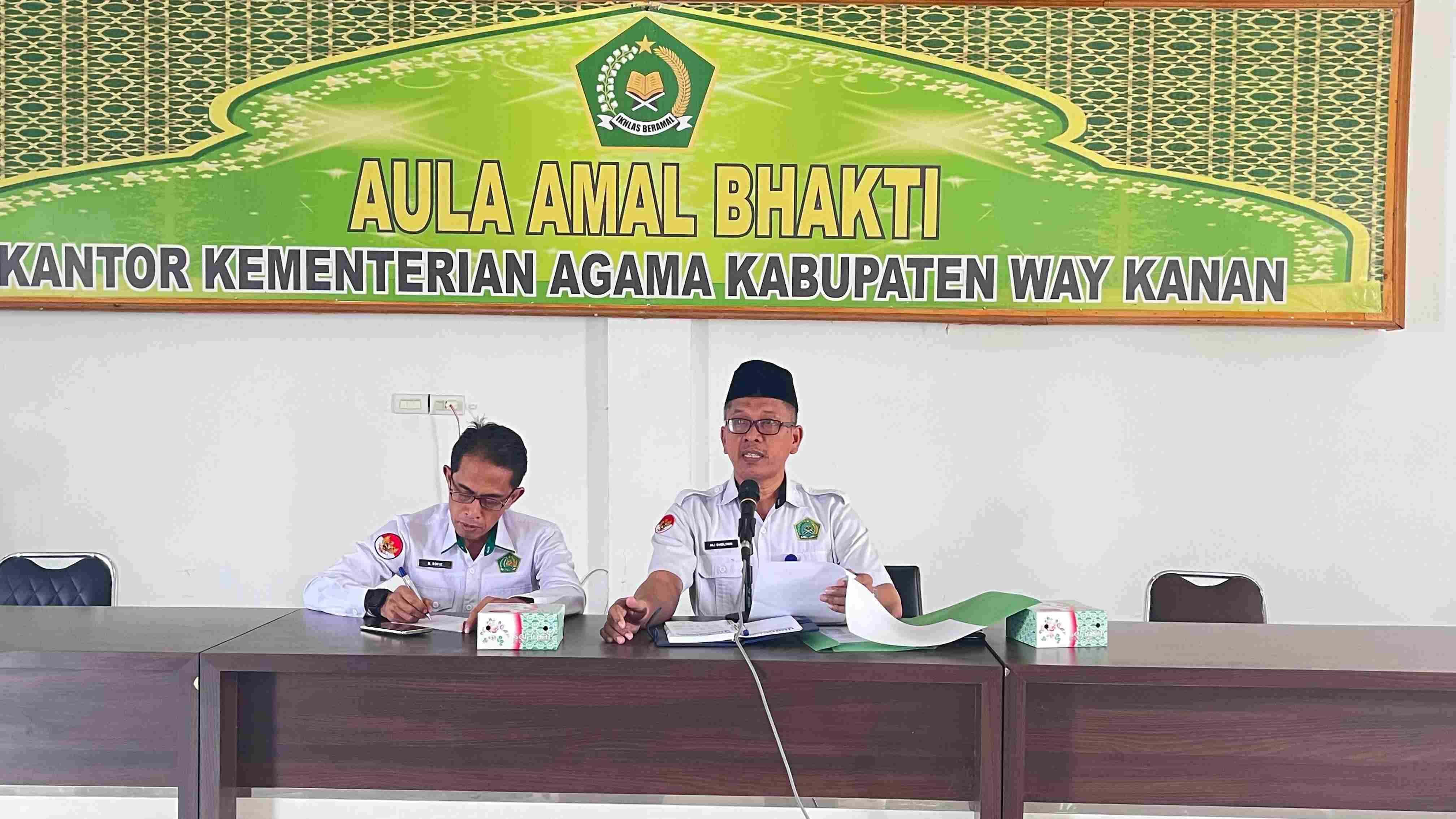 Kemenag Way Kanan Gelar Rapat Pemantapan Pemulangan Jamaah Haji, Berikan Opsi “Tanazul”