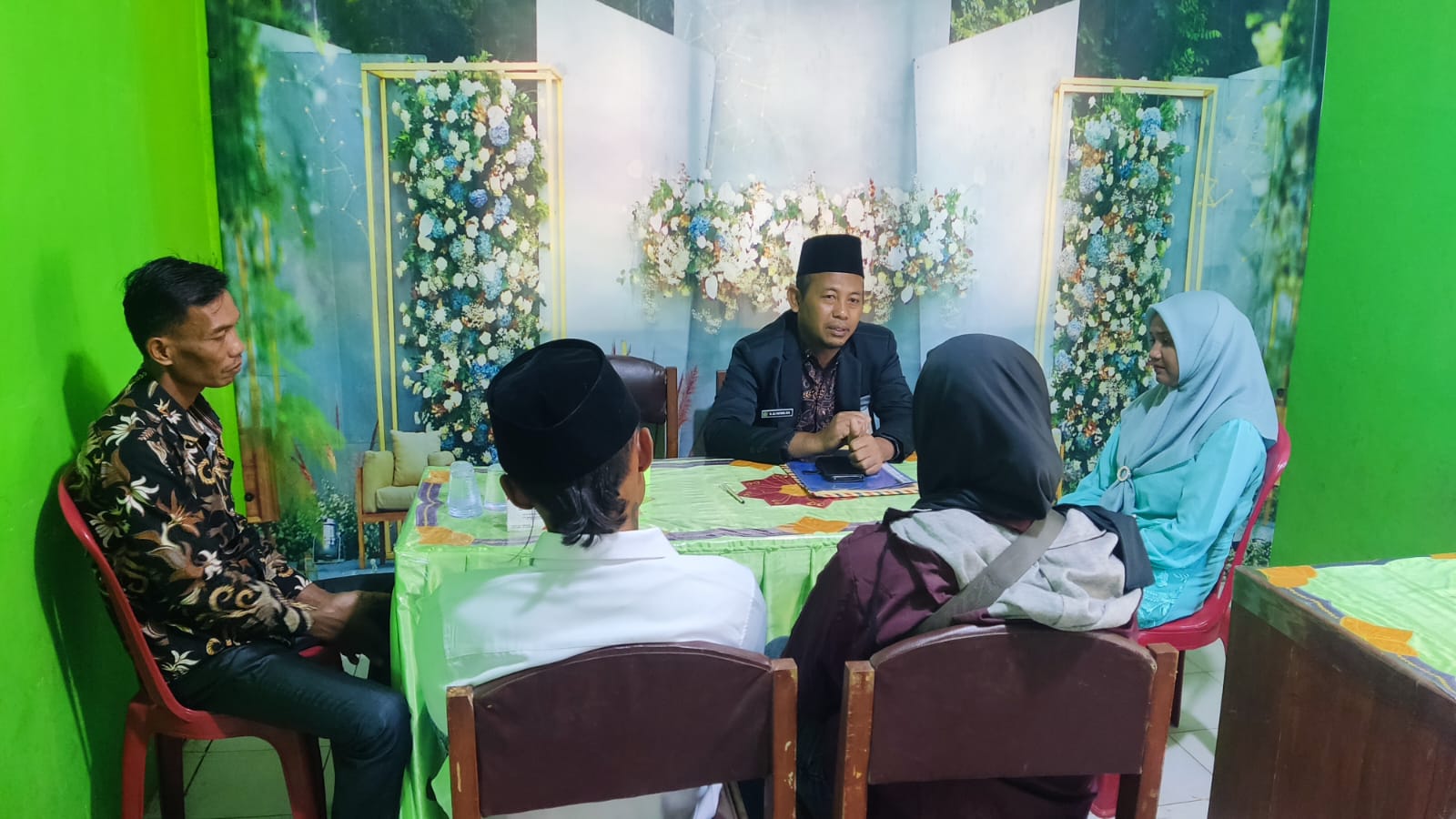 Kepala KUA Negara Batin dan Penyuluh Agama Islam Gelar Bimbingan Perkawinan: Tips Membangun Keluarga Sakinah