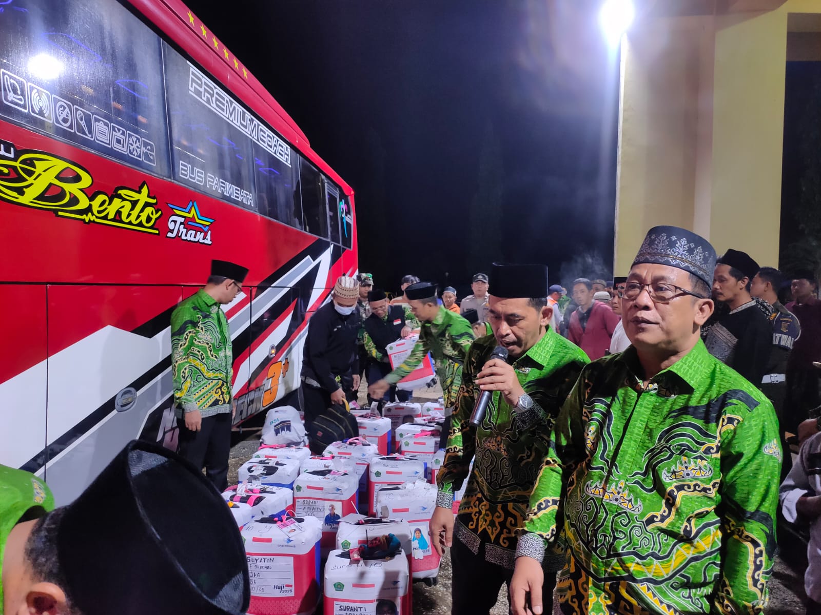 Kloter Terakhir Tiba, Penyambutan Jemaah Haji Lampung Timur Berakhir Khidmat di Sukadana