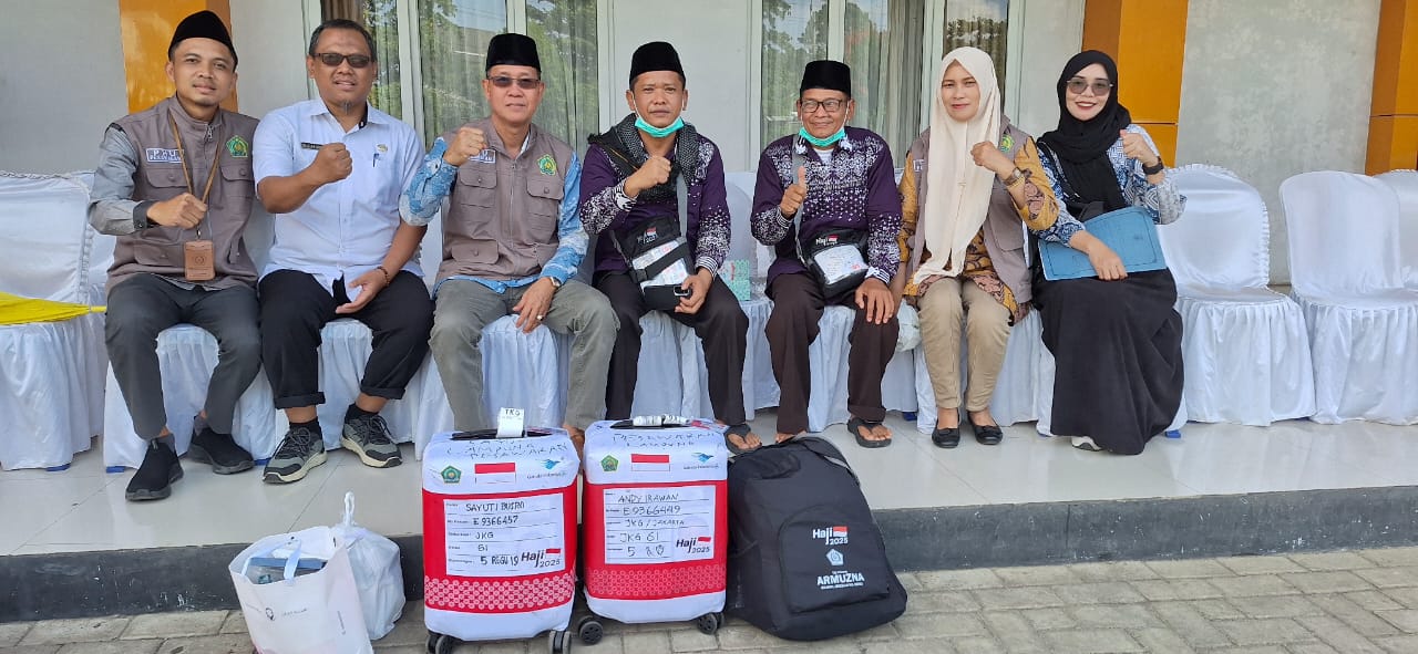 Kepala Kemenag Pesawaran Sambut Kedatangan Dua Jemaah Haji Terakhir Tahun 2025
