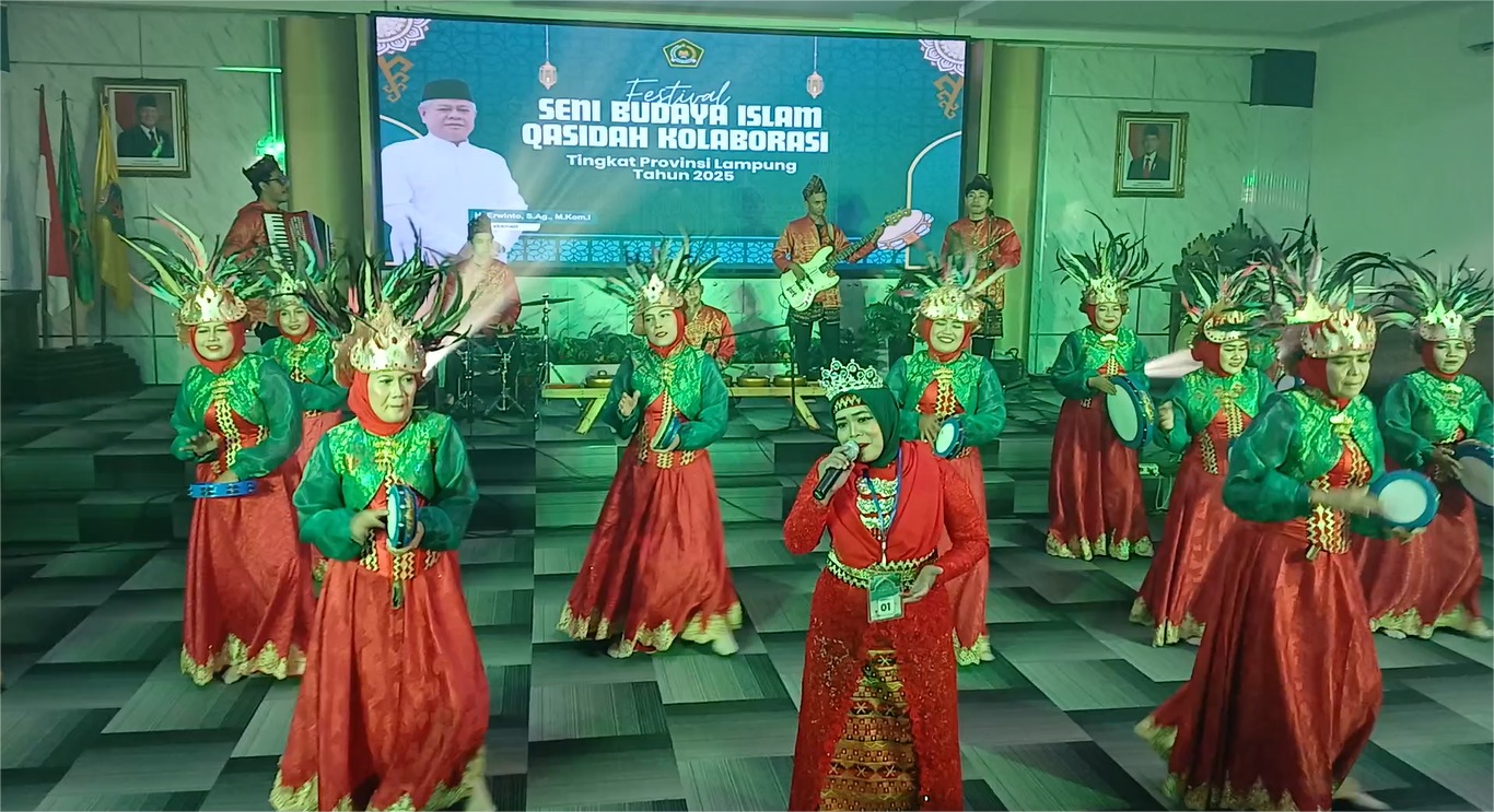 Kemenag Kota Bandar Lampung Tampilkan Qasidah Kolaborasi di Festival Peaceful Muharram 1447 H