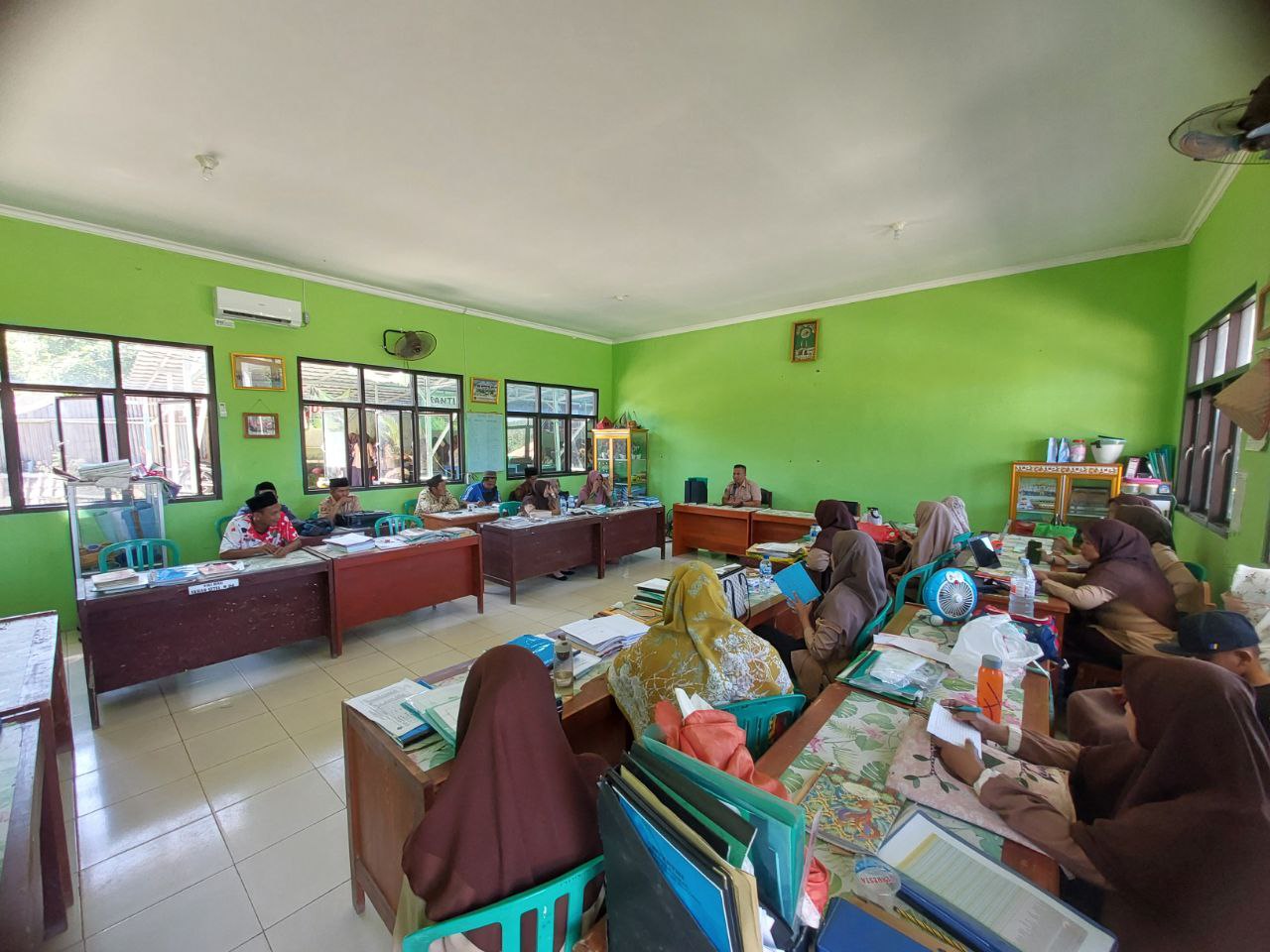 Rapat Koordinasi Awal Tahun Pelajaran MTsN 2 Way Kanan, Siap Jalankan Efektifitas Pembelajaran