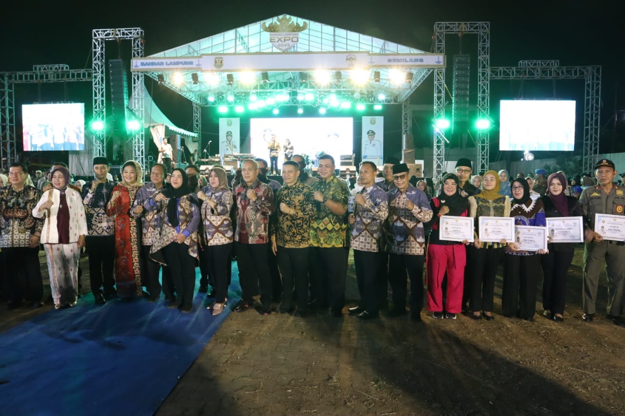 Kepala Kantor Kementerian Agama Kota Bandar Lampung, Makmur, menghadiri acara penutupan Bandar Lampung Expo 2025