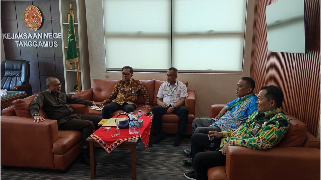 Kemenag dan Kejari Tanggamus Perkuat Kolaborasi Sertifikasi Produk Halal
