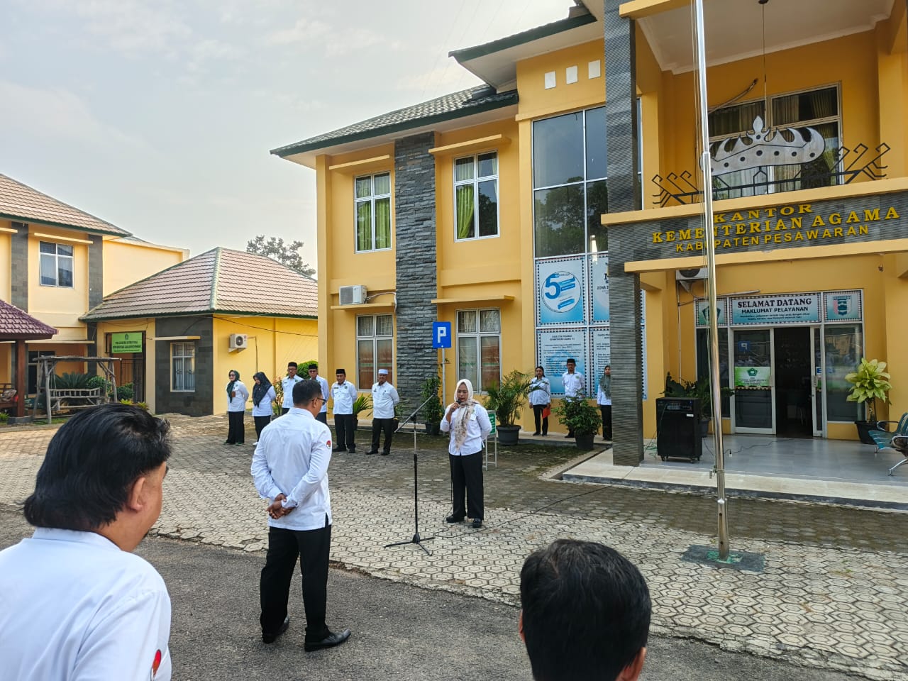 Ketua Pokjaluh Pimpin Apel, Sampaikan Verifikasi Kampung Zakat dan Imbau Bijak Bermedia Sosial