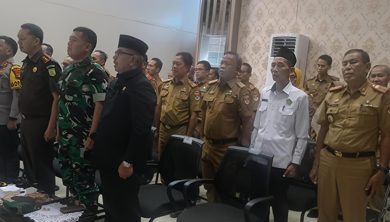 Kepala Subbag TU Kemenag Mesuji Hadiri Pelantikan Pejabat Strategis Pemkab Mesuji