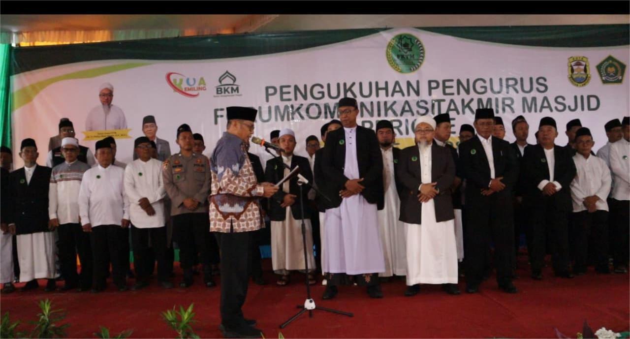 Kepala Kemenag Kota Bandar Lampung, Makmur, Kukuhkan Pengurus FKTM Kecamatan Kemiling Periode 2025–2028