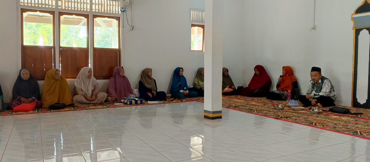 Kolaborasi Penyuluh Agama KUA Kasui : Ajak Jamaah Istiqomah dalam Kebaikan