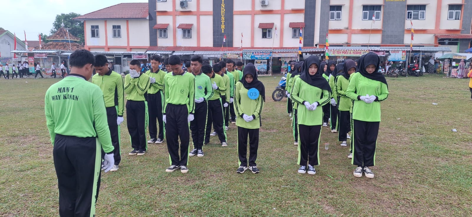 Integrasi Pendidikan Karakter dan Kesehatan melalui Kegiatan Ekstrakurikuler: Partisipasi Siswa MAN 1 Way Kanan dalam LKBB dan Jalan Sehat 2025