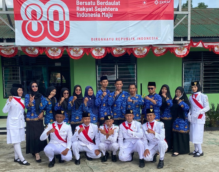 MAN 1, Way Kanan, Delapan Siswa Terpilih Menjadi Pasukan Pengibar Bendera di Kecamatan Baradatu