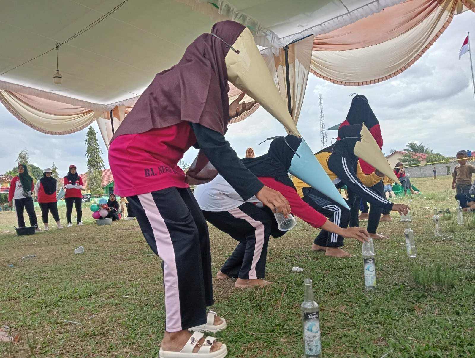Wali Murid RA Nurul Huda Tegal Mukti Raih Juara di Perlombaan HUT RI ke-80