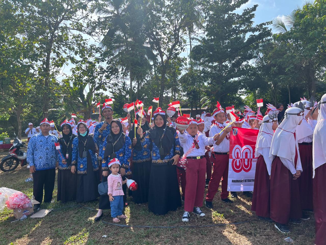 MIN 1 Way Kanan Bentuk Nyata Kecintaan terhadap Tanah Air pada Peringatan HUT ke-80 Republik Indonesia