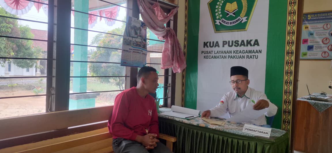 Teliti Data, KUA Pakuan Ratu Layani Pembetulan Buku Nikah