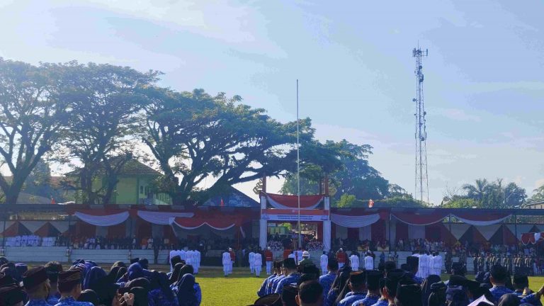 Semangat Kemerdekaan HUT ke-80 RI, MTsN 1 Tanggamus Perkuat Dedikasi untuk Indonesia Maju