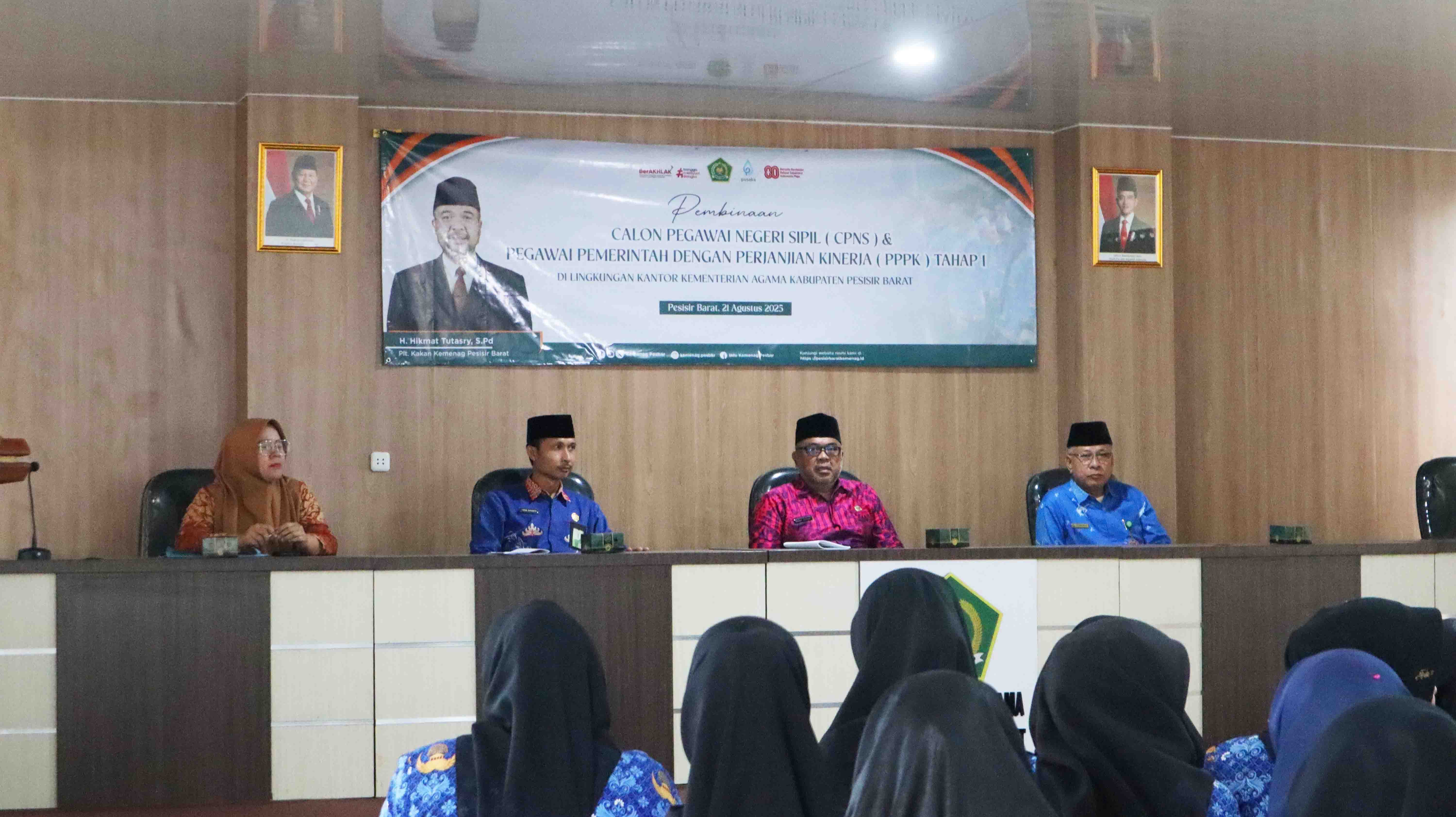 Tingkatkan Profesionalisme, Kemenag Pesisir Barat Gelar Pembinaan CPNS dan PPPK Tahap 1