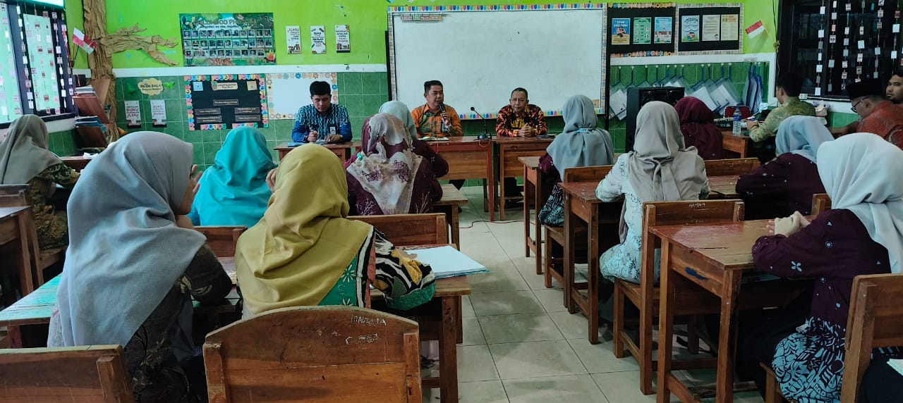 Rapat Koordinasi MABIT MTsN 1 Bandar Lampung 2025/2026: Wujudkan Generasi Islami