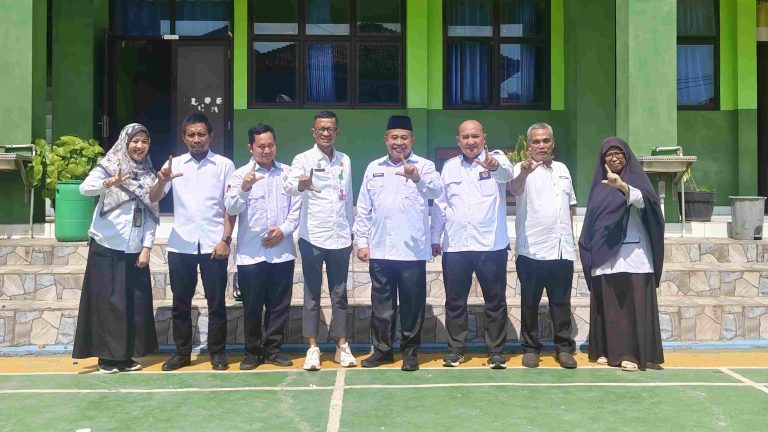 Jelang ANBK, MTsN 1 Tanggamus Jalani Uji Kesiapan oleh Tim Kanwil Kemenag