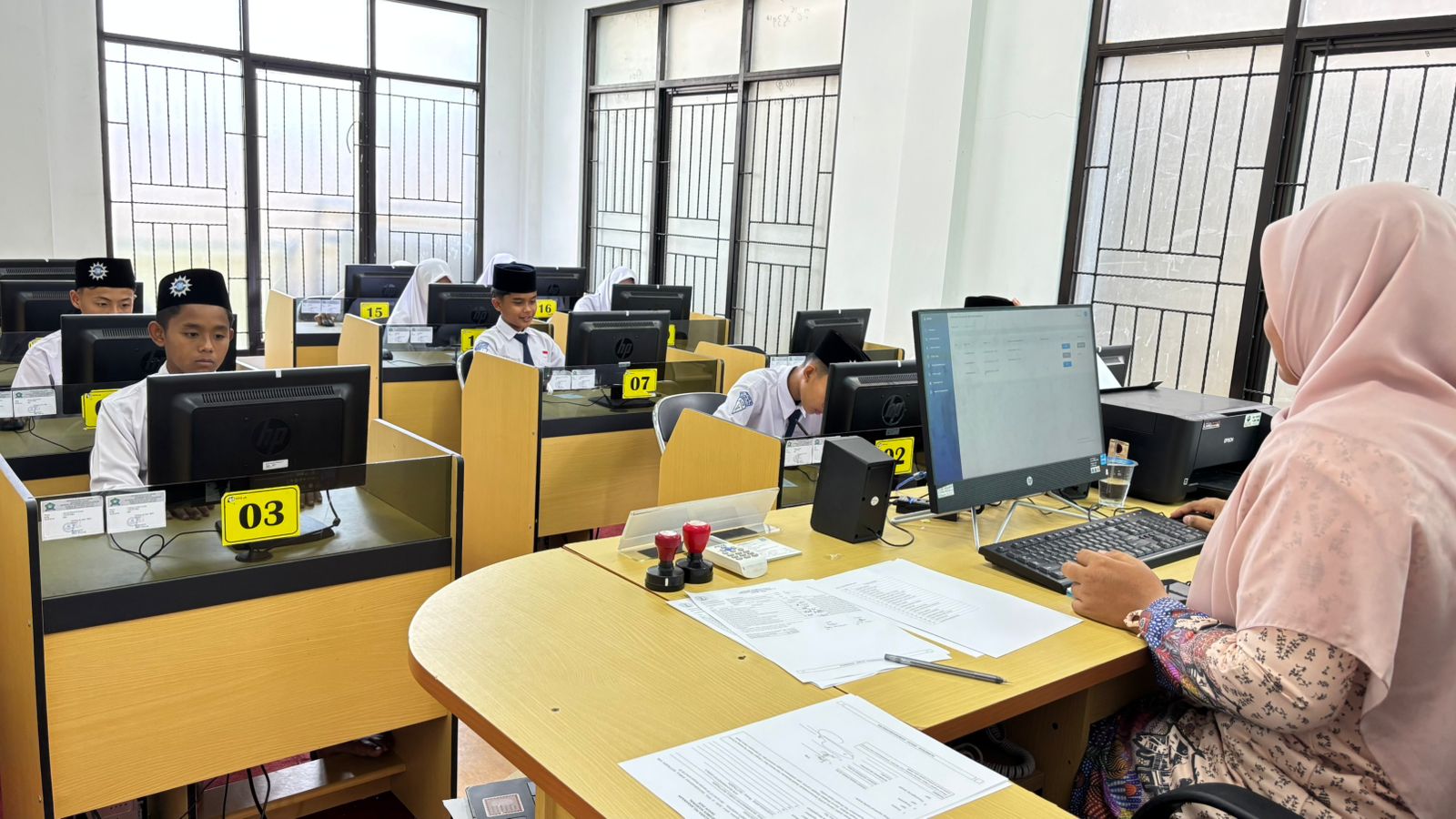 Kemenag Tanggamus Pastikan Mutu Pendidikan Kesetaraan Lewat Monitoring ANBK di Ponpes