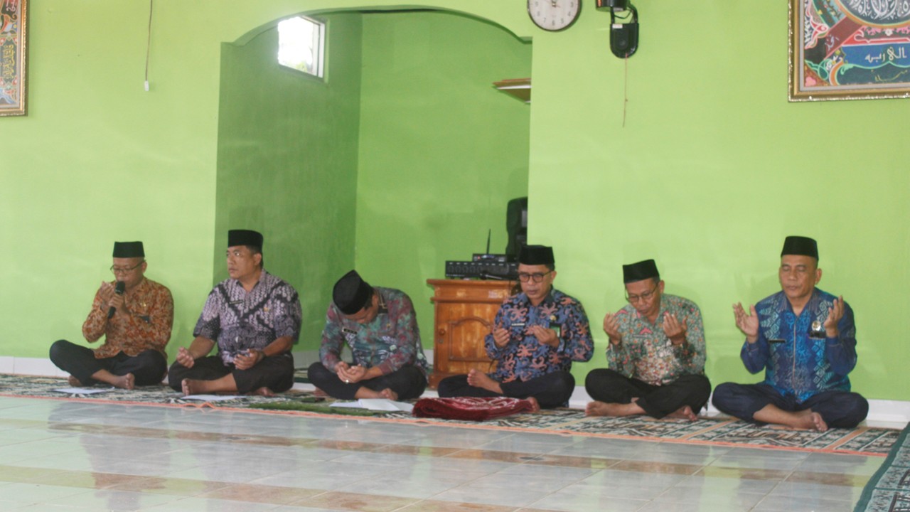 Kemenag Tanggamus Gelar Istighasah dan Doa Bersama untuk Keselamatan Bangsa