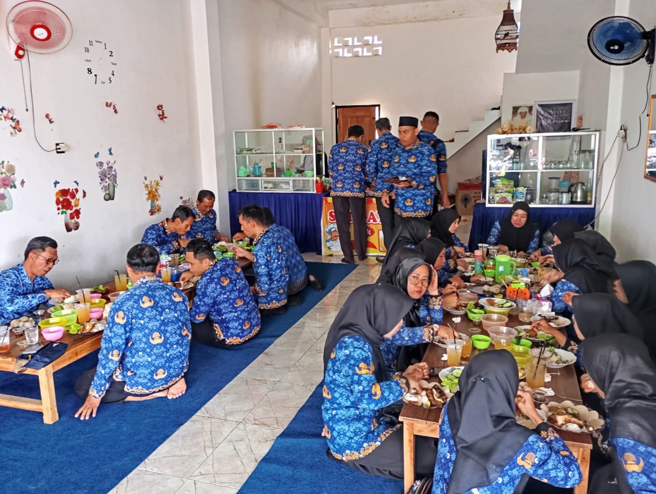 Satu Hati, Satu Madrasah: Arisan Keluarga Hadirkan Nuansa Kekeluargaan di MAN 1 Way Kanan