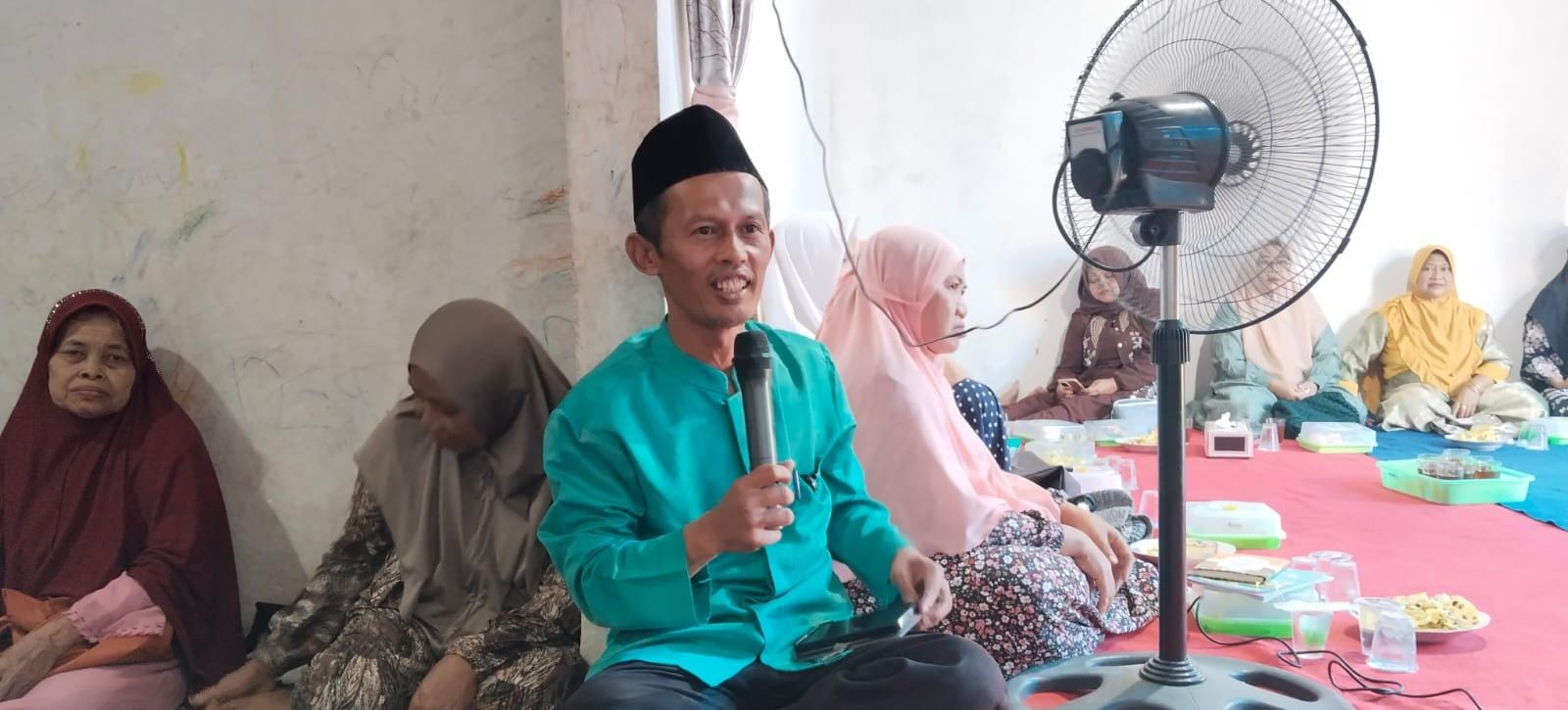 Bersama Jama’ah MT Darussalam, Penyuluh Agama KUA Blambangan Umpu Kupas Makna Kebahagiaan Sejati