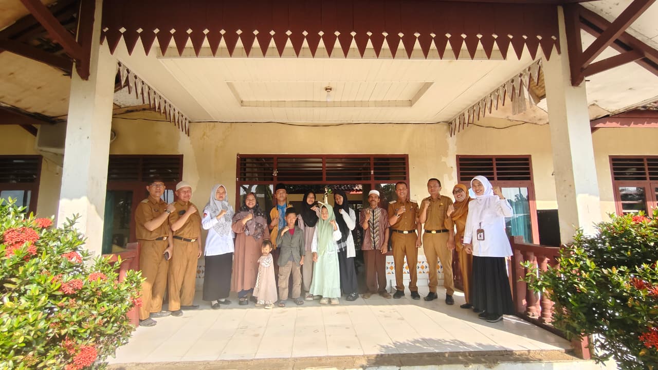 Sinergi Pemerintah Kecamatan Negeri Besar dan KUA Kecamatan Negeri Besar: Mengiringi Peserta STQ Kabupaten Way Kanan